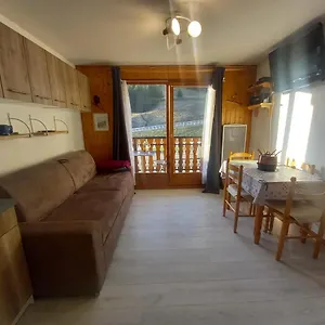 Studio Avec Vue Panoramique Sur Les Alpes I Balcon I Parking , Le Biot France